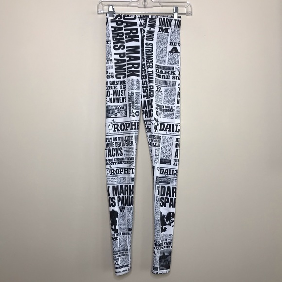 Blackmilk Pants - Blackmilk | Harry Potter Daily Prophet Leggings